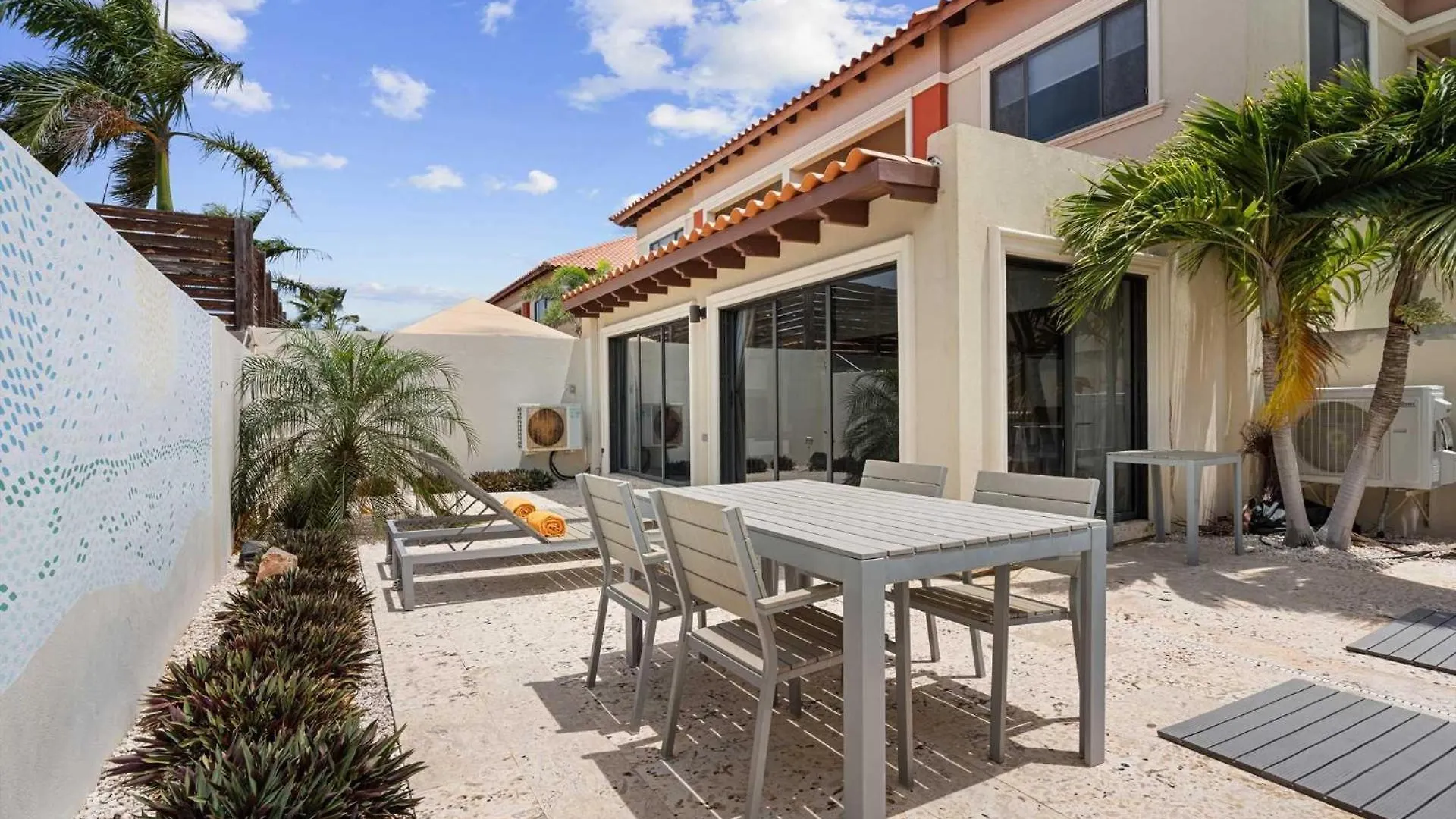 Gc125B - Malmok Beach - 2Br Condo Perfect For Families Palm Beach