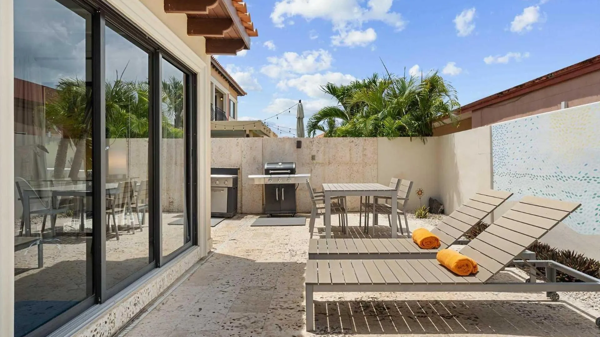 Gc125B - Malmok Beach - 2Br Condo Perfect For Families Palm Beach
