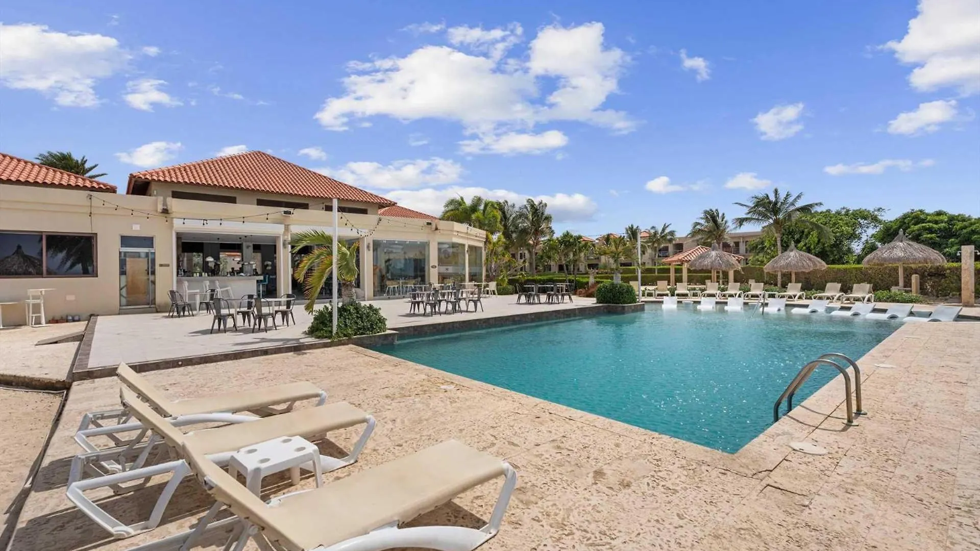 Gc125B - Malmok Beach - 2Br Condo Perfect For Families Palm Beach 0*,  Aruba
