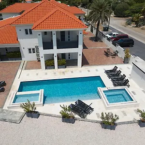 Apartamento Kaikushi, Palm Beach